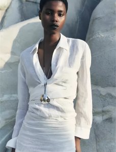 Round metal necklace